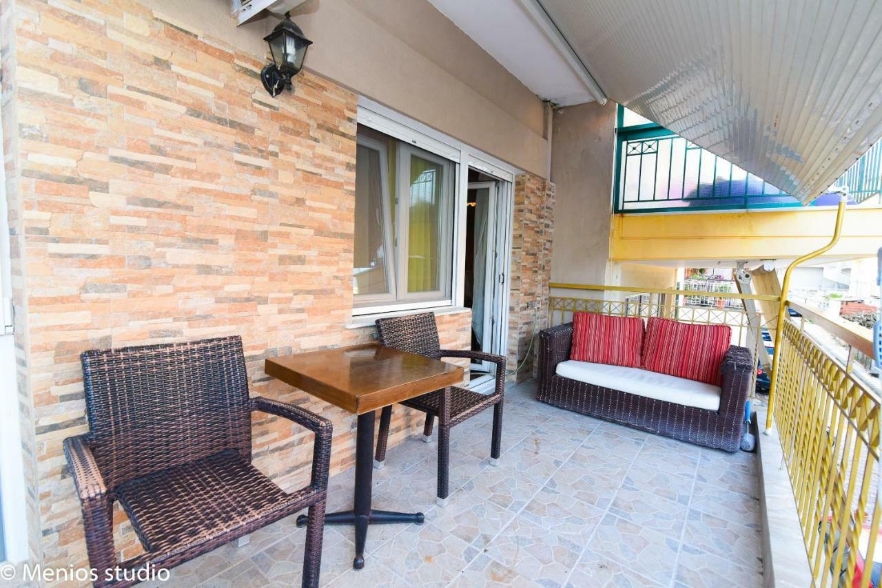 Menios Apartments And Studios Nea Kallikrateia Extérieur photo