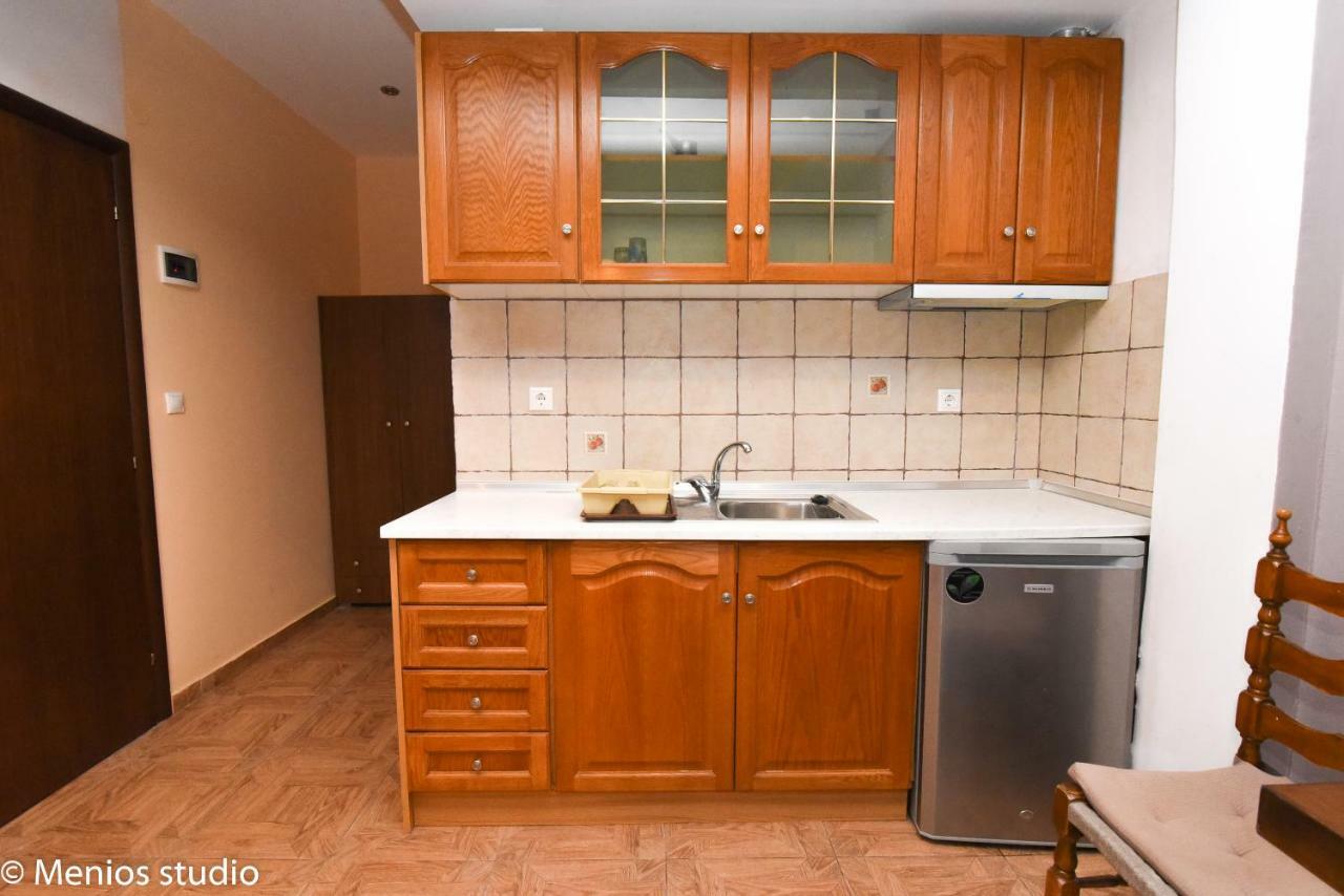 Menios Apartments And Studios Nea Kallikrateia Extérieur photo