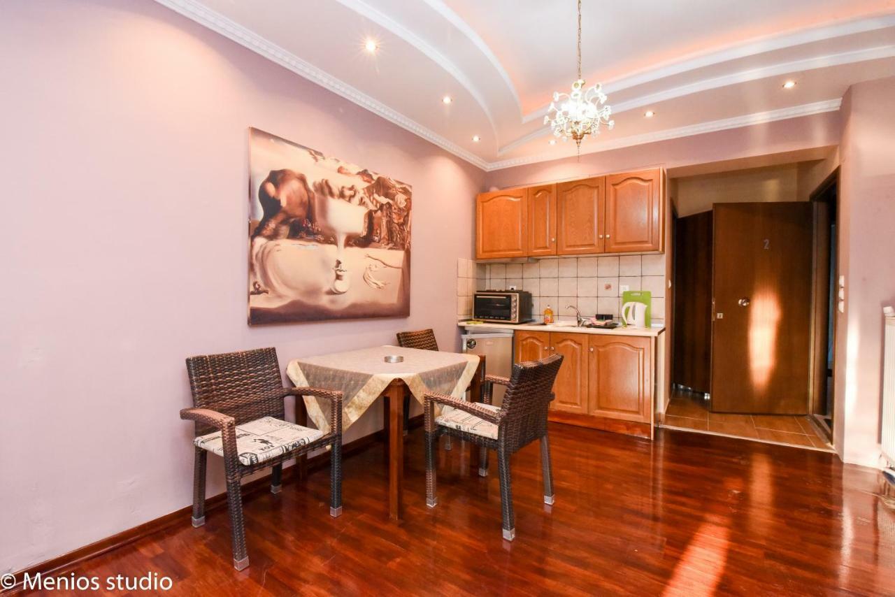 Menios Apartments And Studios Nea Kallikrateia Extérieur photo