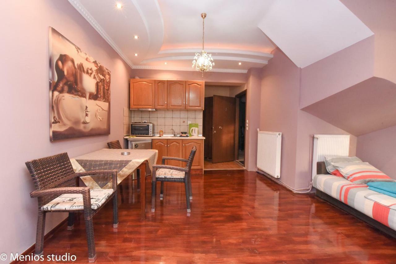 Menios Apartments And Studios Nea Kallikrateia Extérieur photo